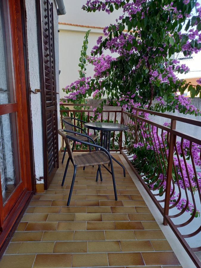 Apartmani Danica Biograd Na Moru Bagian luar foto