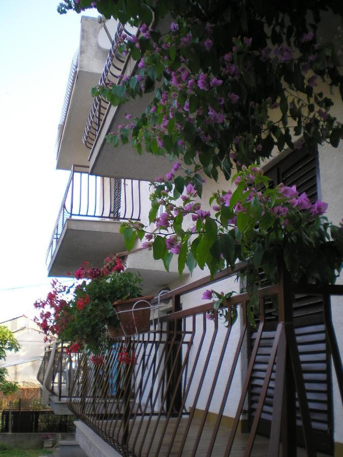 Apartmani Danica Biograd Na Moru Bagian luar foto